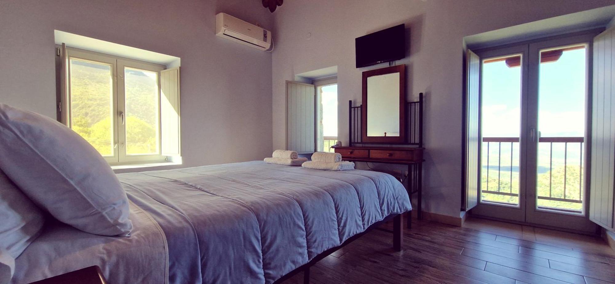 Arxontiko Taygeti Hotel Mystras Bagian luar foto