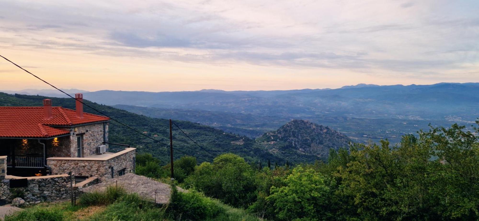 Arxontiko Taygeti Hotel Mystras Bagian luar foto