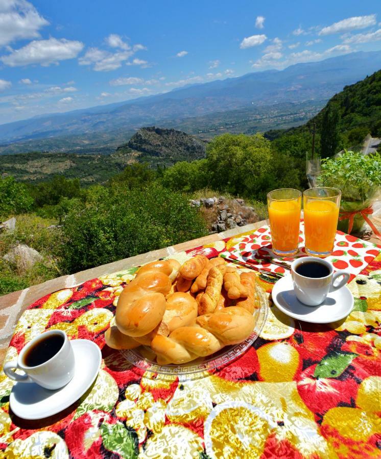 Arxontiko Taygeti Hotel Mystras Bagian luar foto